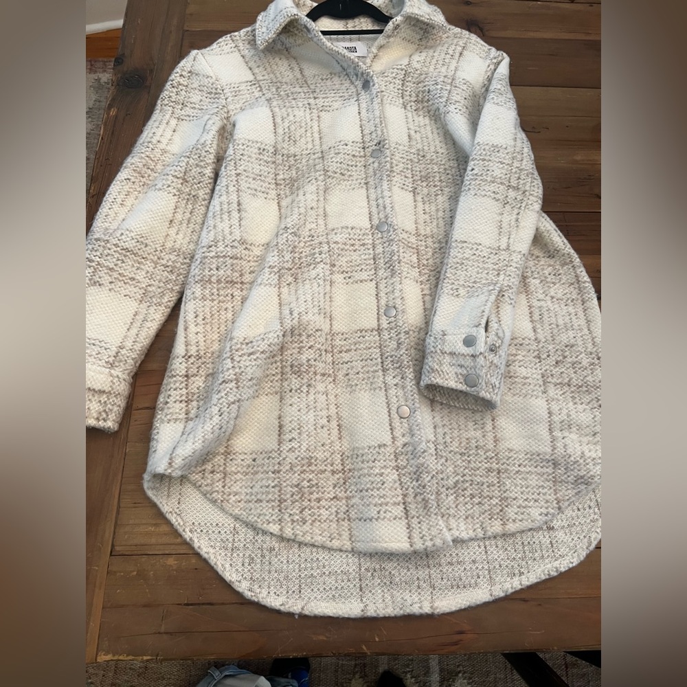 BB Dakota cream plaid shacket